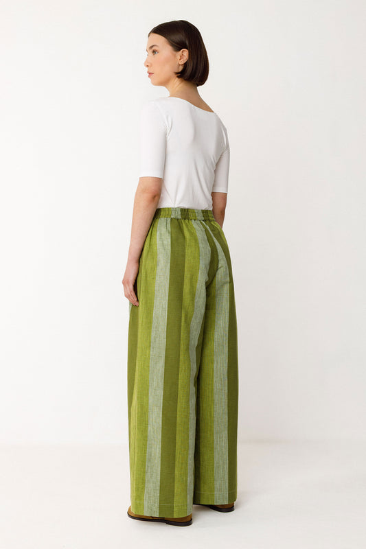Lur Broek