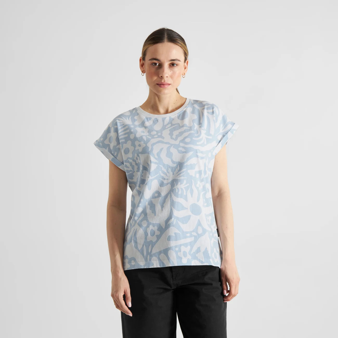 T-shirt Visby Wonky Beach Skyway Blue