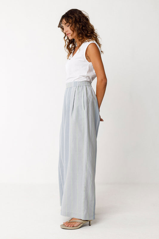 Lur Broek